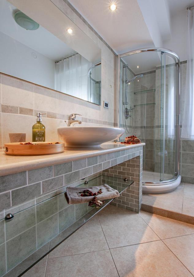 Ferienwohnung Luxury House Near Train Station Livorno Exterior foto